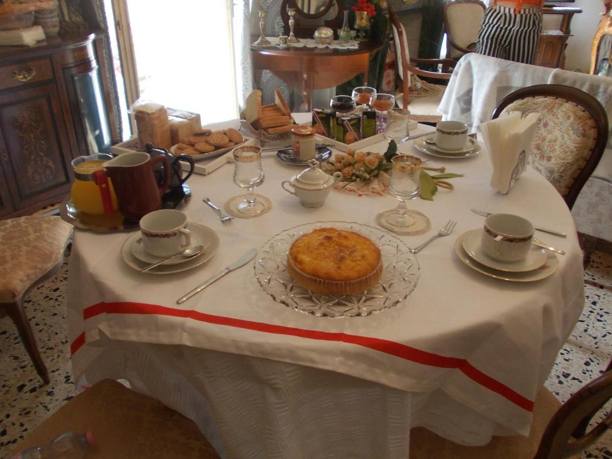 Bed and Breakfast Domus Aurea Oristano Exterior foto